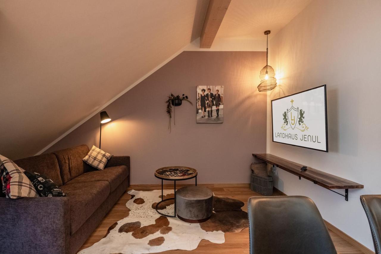 Haus Jenul Apartment Tropolach Bagian luar foto